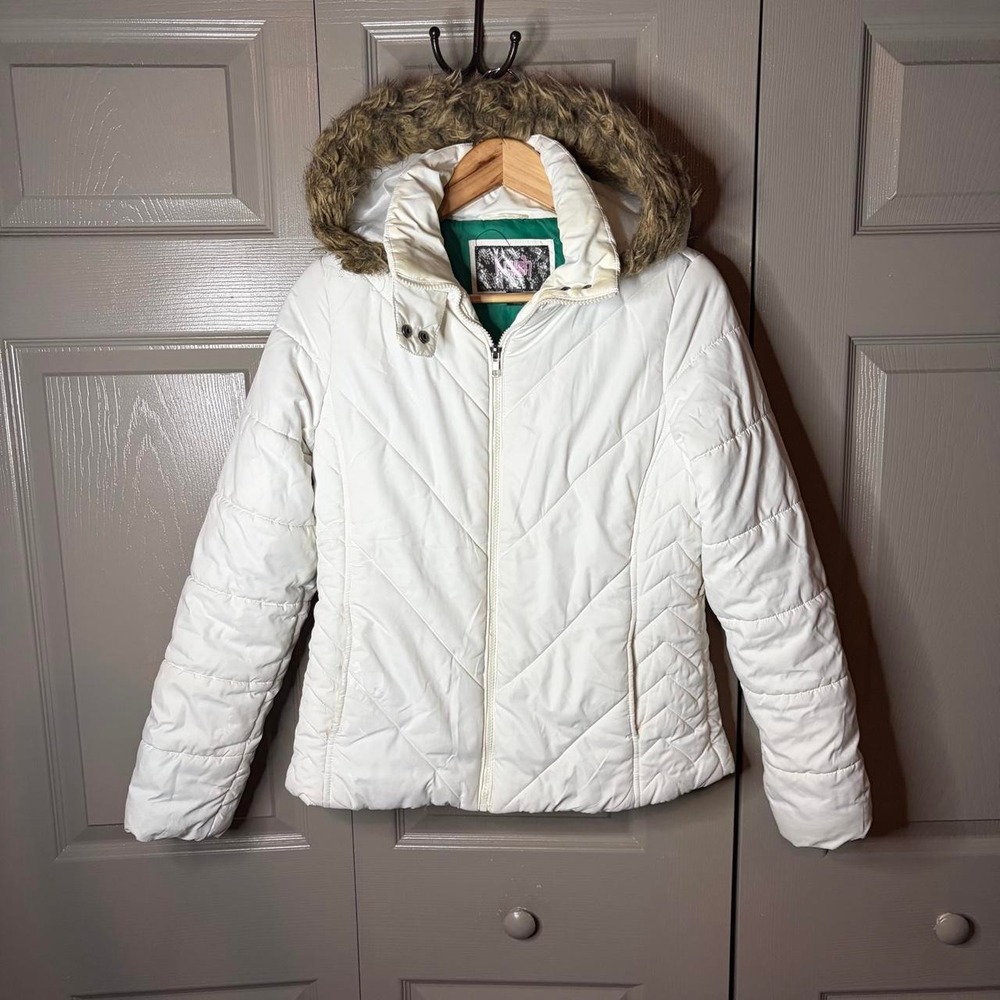 Krush Womens White Y2K Faux Fur Hood Puffer Jacket Quilted Chevron Size M